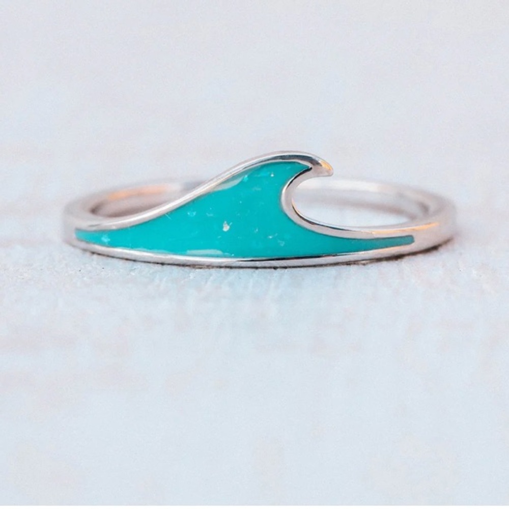 🎩 Pura Vida - Wave stacking ring